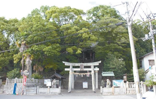 藤尾城跡＝高松市香西本町(宇佐八幡神社)