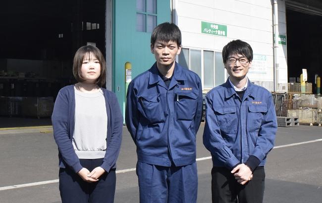 （写真左から）営業部　宗村　裕希さん、同　武藤　健作さん、同　牟禮　隆さん