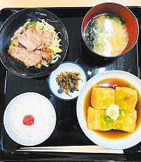 この日のメニューは、 ラム肉と野菜の炒め物、 揚げ出し豆腐