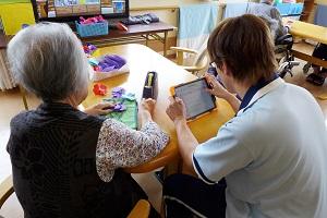利用者と会話しながら入力することも