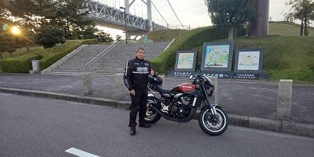 坂出市与島でバイクと
