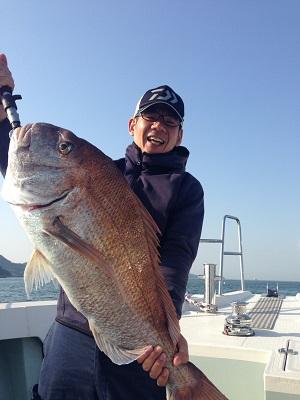 船釣りで真鯛を釣る