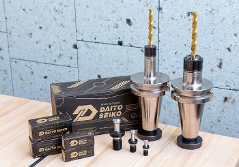 自社ブランドのツーリング(精密保持工具)