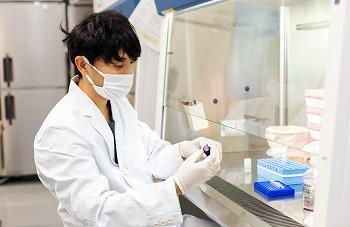 PCR検査の様子