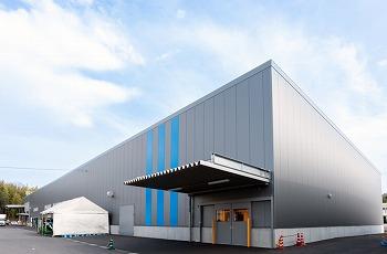 昨年6月から稼働する新工場=まんのう町岸上