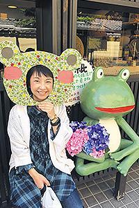 旅先で大好きなカエルと