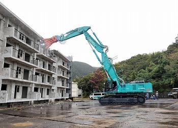 解体工事の様子