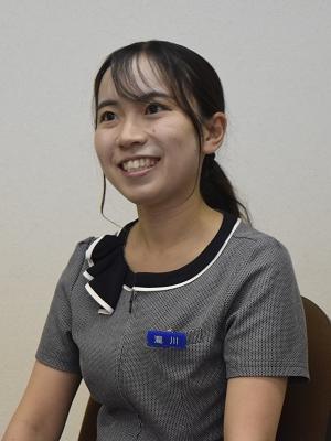 栗林支店 窓口担当 瀧川理子さん(高松商業高校出身)