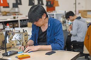 ファクトリー内の作業の様子