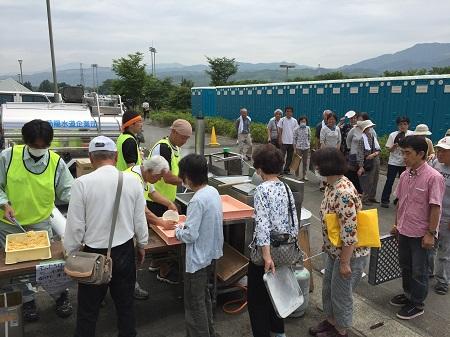 熊本地震の被災地を慰問し、炊き出しを実施