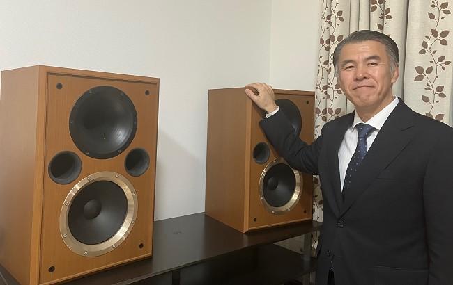 趣味は音楽鑑賞。30年近く使い続けるホーン型スピーカーのリアルな音がお気に入り