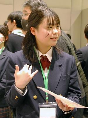 高松商業高校1年・商業研究部員 立岩理子さん